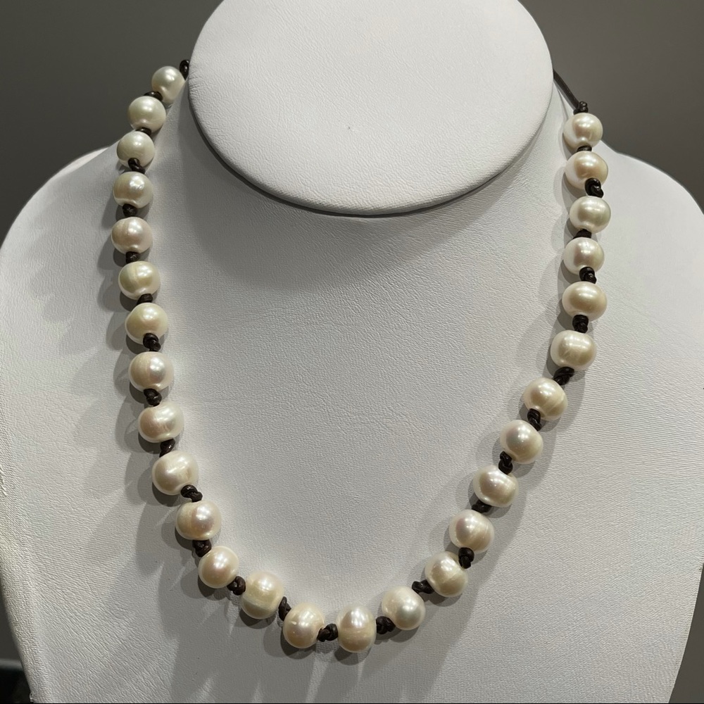 Pearl & Leather Knot Necklace